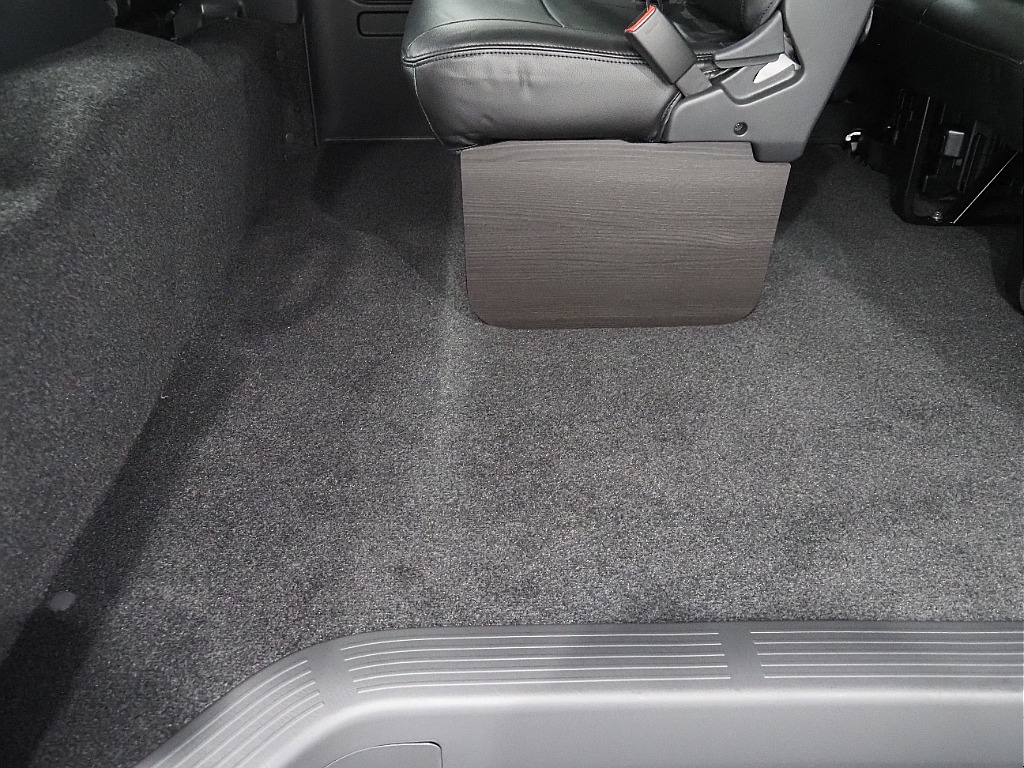 【新車/ハイエースワゴンGL/4WD/スタンダード配列】アルパイン製大画面モニター♪【全国納車可能】