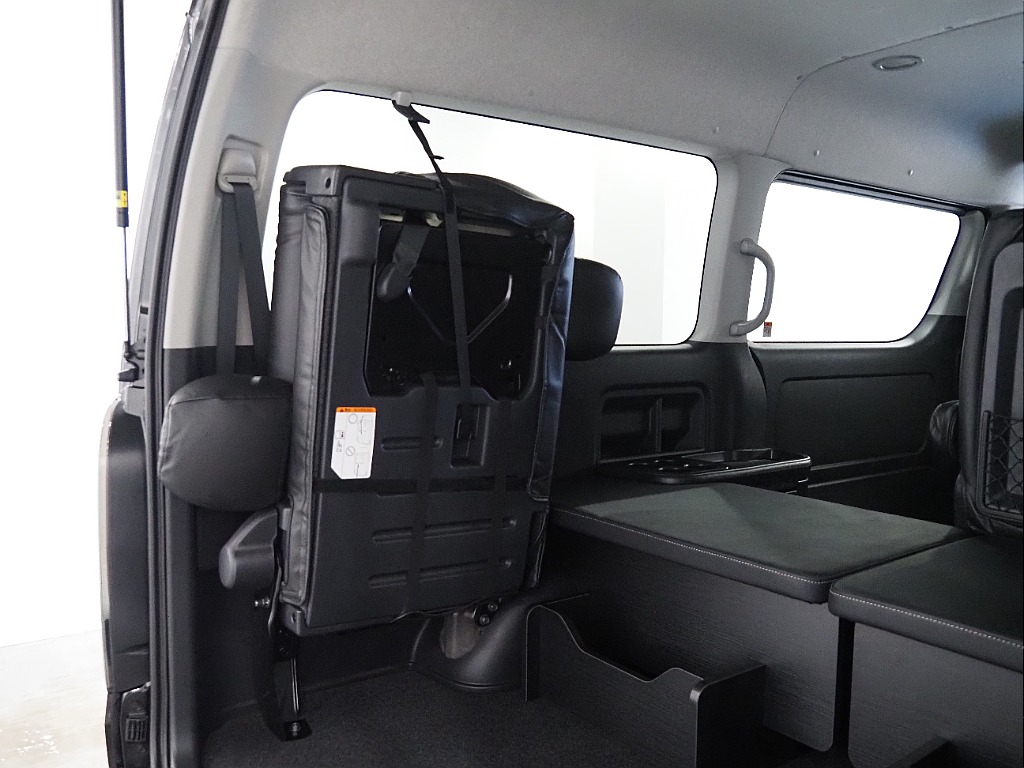 【新車/ハイエースワゴンGL/4WD/スタンダード配列】アルパイン製大画面モニター♪【全国納車可能】