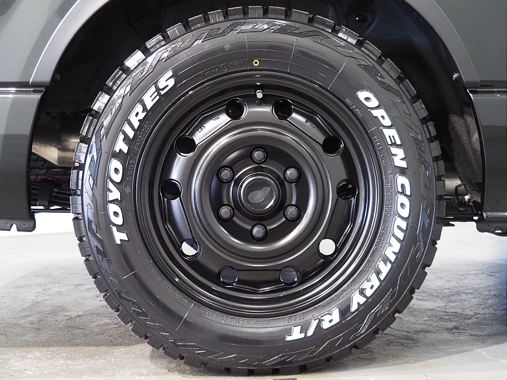 【新車/ハイエースワゴンGL/4WD/スタンダード配列】アルパイン製大画面モニター♪【全国納車可能】