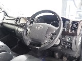【H３０年式/ハイエースバン/ガソリン2.0L/パールホワイト】モデリスタエアロを装着♪【全国納車可能】