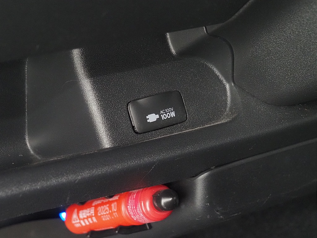 【H３０年式/ハイエースバン/ガソリン2.0L/パールホワイト】モデリスタエアロを装着♪【全国納車可能】