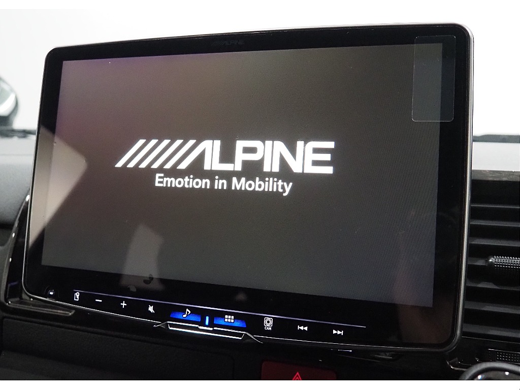 【新車/ハイエースバン/ガソリン2.0L/両側パワースライドドア】ローダウン×オリジナルアルミホイール【全国納車可能】