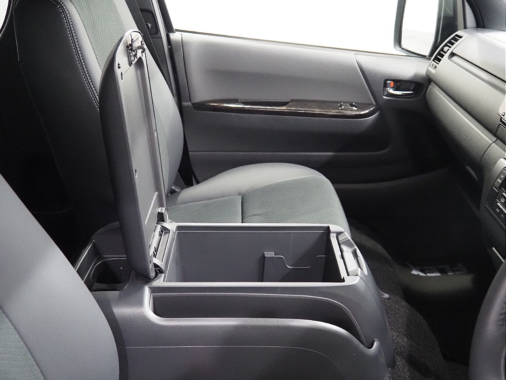 【新車/ハイエースバン/ガソリン2.0L/両側パワースライドドア】ローダウン×オリジナルアルミホイール【全国納車可能】