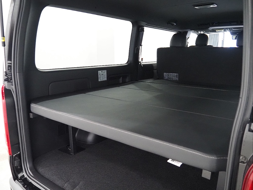 【新車/ハイエースバン/ガソリン2.0L/両側パワースライドドア】ローダウン×オリジナルアルミホイール【全国納車可能】