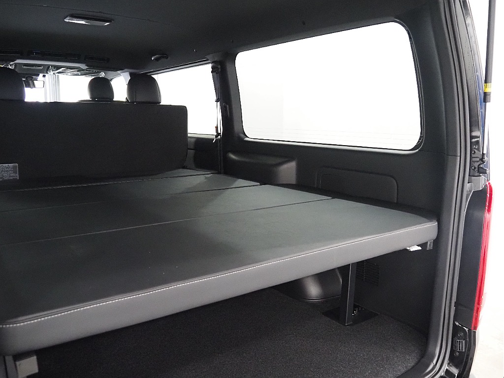 【新車/ハイエースバン/ガソリン2.0L/両側パワースライドドア】ローダウン×オリジナルアルミホイール【全国納車可能】