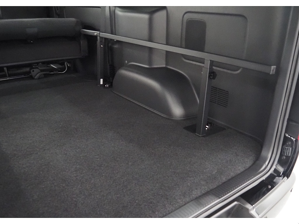 【新車/ハイエースバン/ガソリン2.0L/両側パワースライドドア】ローダウン×オリジナルアルミホイール【全国納車可能】