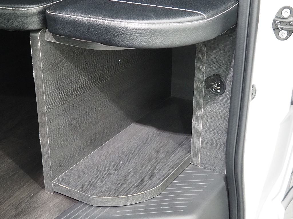 【R4年式/ワゴンGL/2WD/ブラックエディション】FLEX オリジナル内装架装♪【全国納車可能】