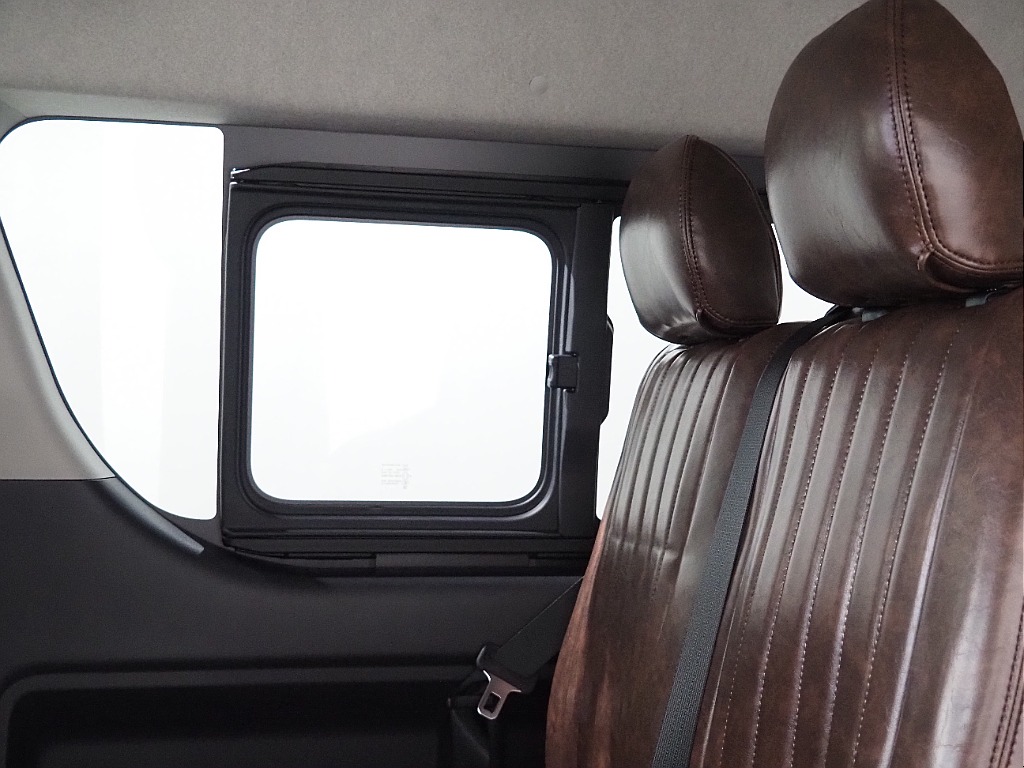 【新車/FLEX内装架装/KNOTfamiliar/4WD】～ワンランク上の室内空間～【全国納車可能】