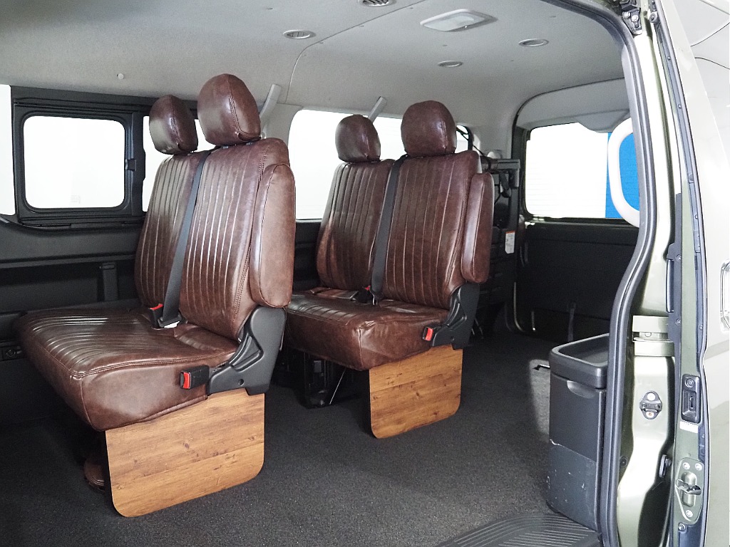 【Renoca　CoastLines/R3年式/ハイエースワゴンGL/オールペイント】角目4灯ルーフツートンオールペイント♪【全国納車可能】