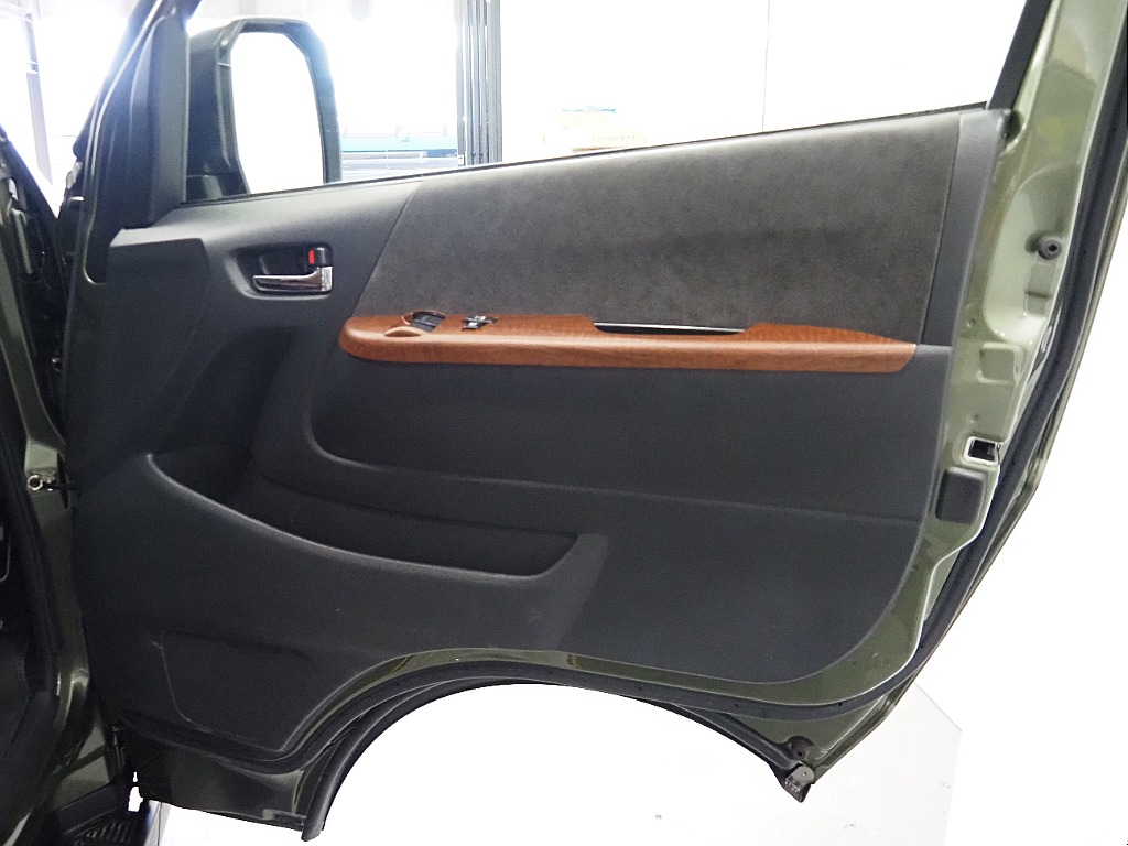 【Renoca　CoastLines/R3年式/ハイエースワゴンGL/オールペイント】角目4灯ルーフツートンオールペイント♪【全国納車可能】