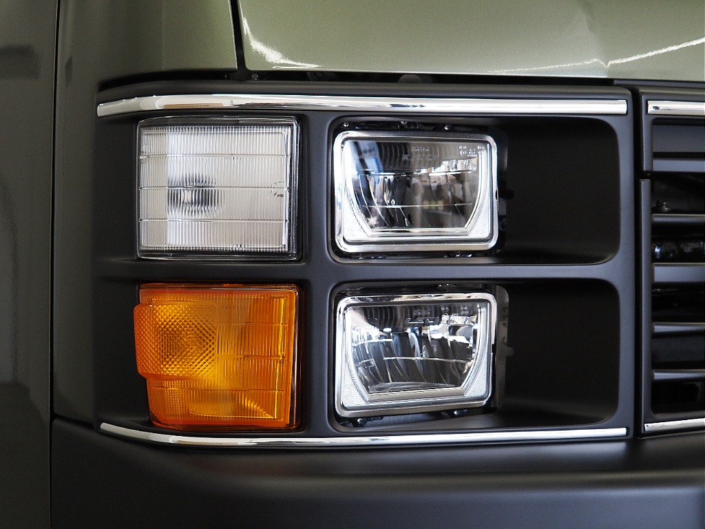 【Renoca　CoastLines/R3年式/ハイエースワゴンGL/オールペイント】角目4灯ルーフツートンオールペイント♪【全国納車可能】