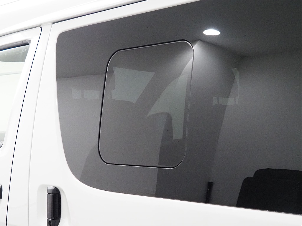 【R5年式/DARKPRIMEⅡディーゼル4WD/オフロードパッケージ】大画面11インチSD型ナビ付き♪【全国納車可能】