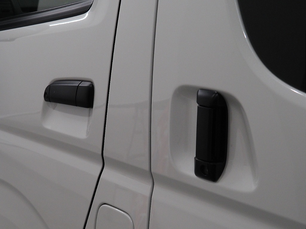 【R5年式/DARKPRIMEⅡディーゼル4WD/オフロードパッケージ】大画面11インチSD型ナビ付き♪【全国納車可能】