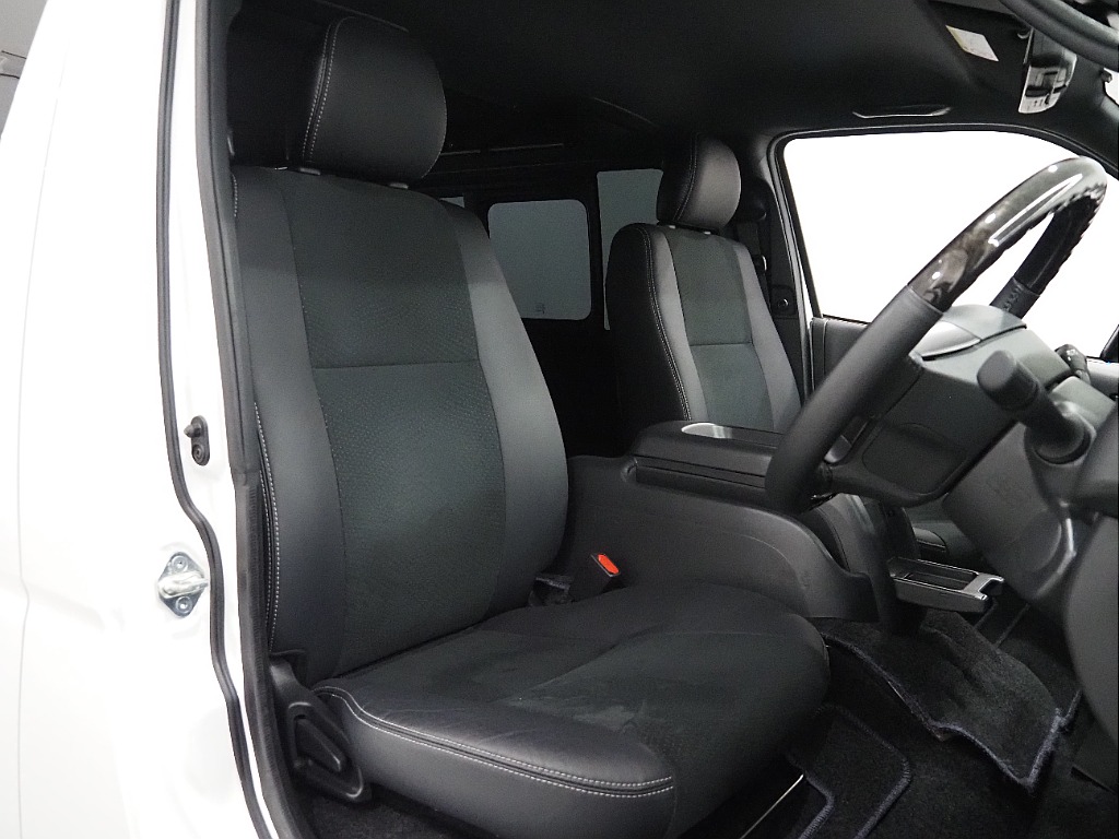 【R5年式/DARKPRIMEⅡディーゼル4WD/オフロードパッケージ】大画面11インチSD型ナビ付き♪【全国納車可能】