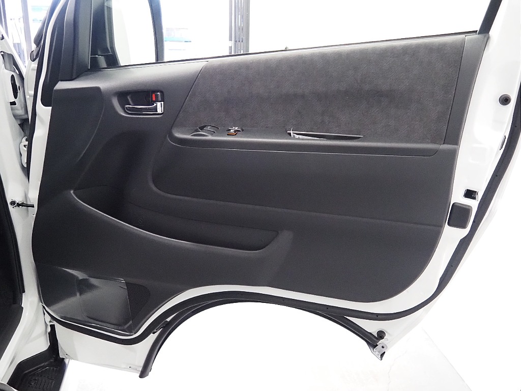 【新車/ワゴンGL/2WD/FLEX内装架装familiar/フローリング施工】アルパイン製大画面モニター♪【全国納車可能】