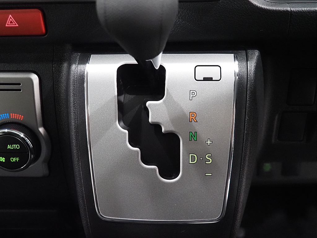 新車ワゴンGL2WD　オリジナル8ナンバーキャンピングカー【BELUGA】が入庫しました♪木目内装/フルフラット3人掛けシート！