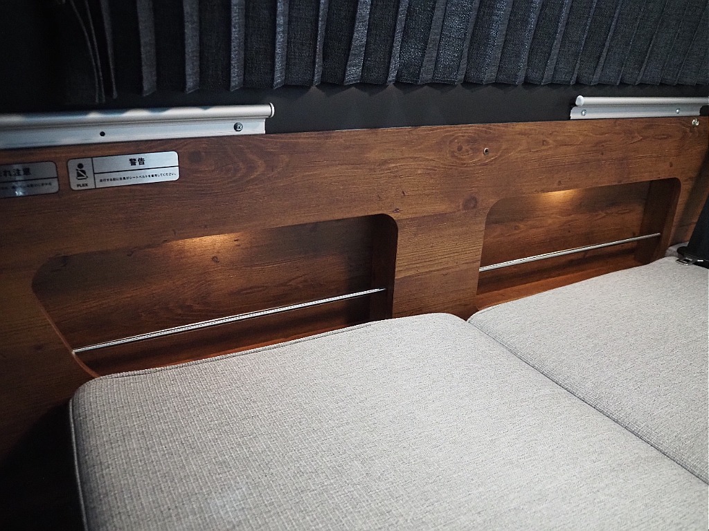 新車ワゴンGL2WD　オリジナル8ナンバーキャンピングカー【BELUGA】が入庫しました♪木目内装/フルフラット3人掛けシート！