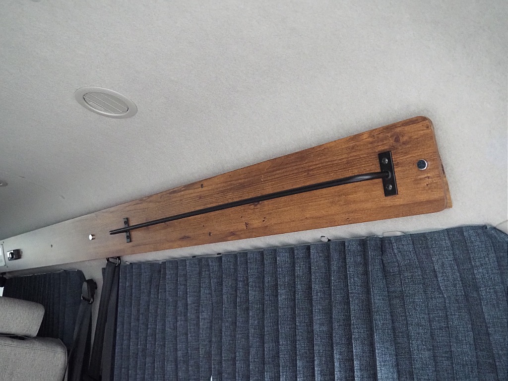 新車ワゴンGL2WD　オリジナル8ナンバーキャンピングカー【BELUGA】が入庫しました♪木目内装/フルフラット3人掛けシート！