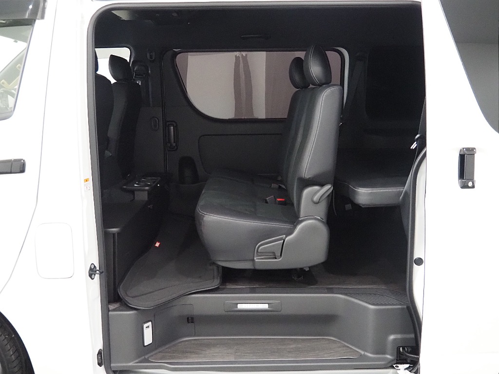 【高年式/低走行/R5年DARKPRME Ⅱ ディーゼル2WD】安心のFLEXオーナー様からの買取直販♪【全国納車可能】