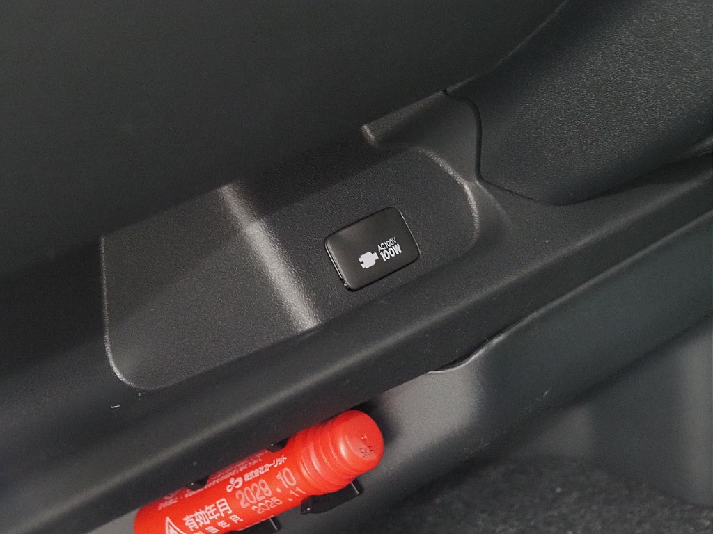 トヨタ ハイエースバン(25枚目)