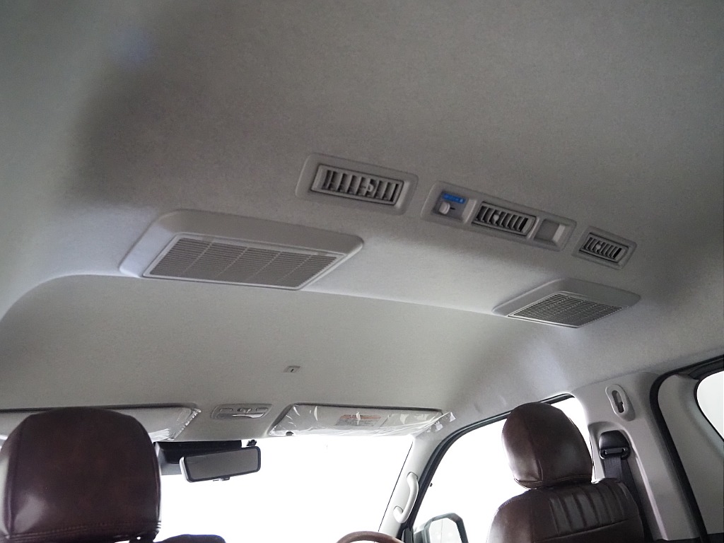 トヨタ ハイエースバン(32枚目)