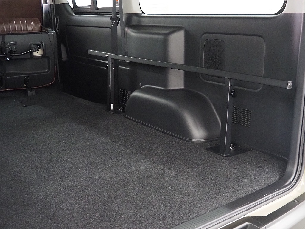 トヨタ ハイエースバン(41枚目)