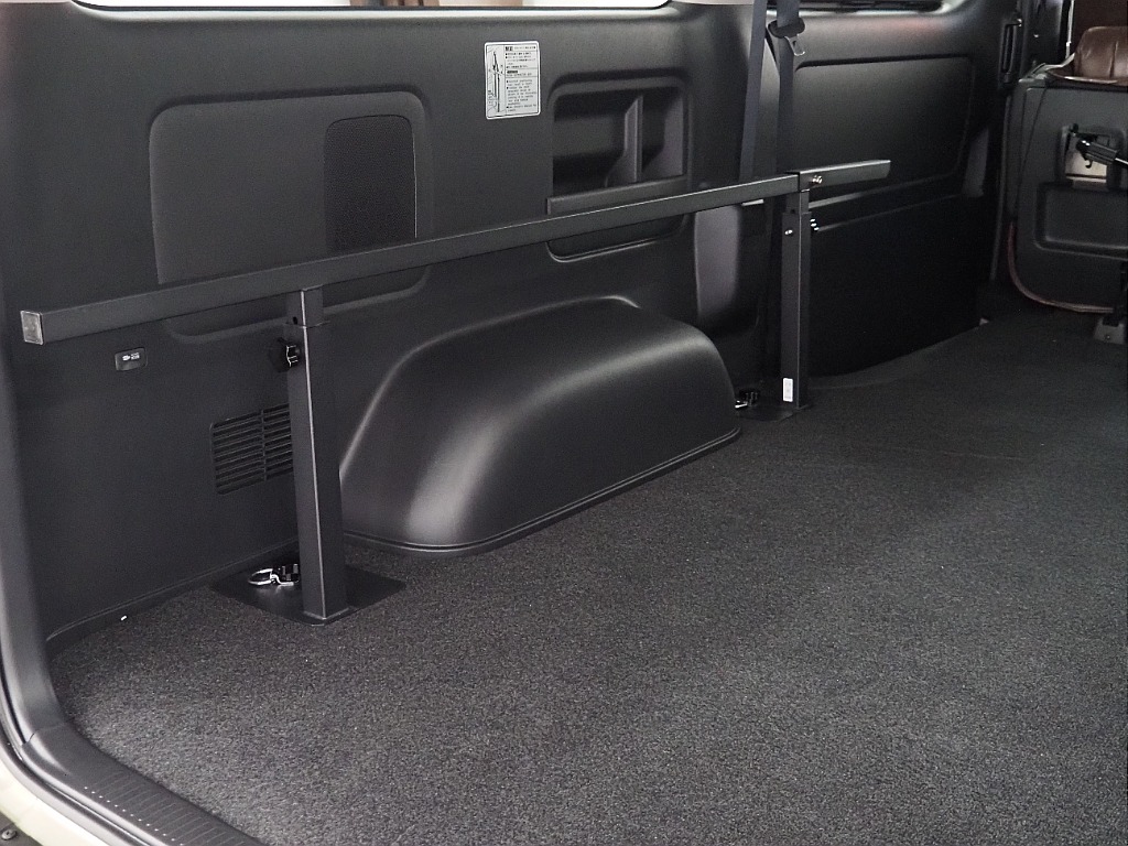 トヨタ ハイエースバン(42枚目)