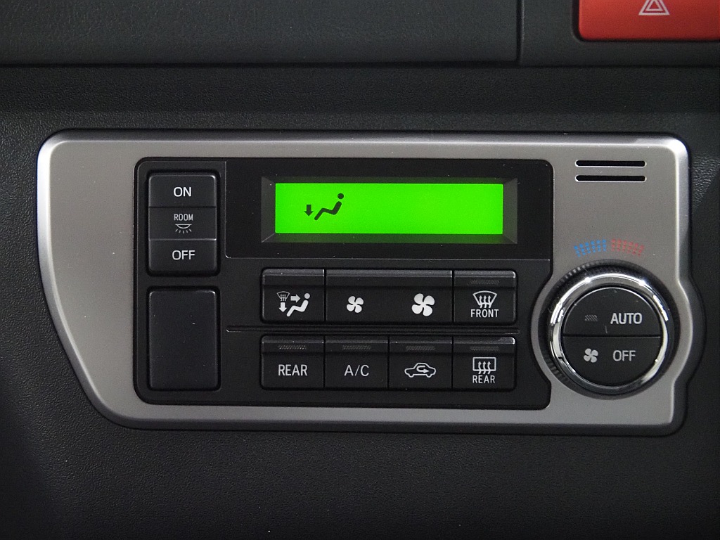 【新車/ハイエースワゴン/キャンピングORCA/2WD】茶木目内装♪【全国納車可能】