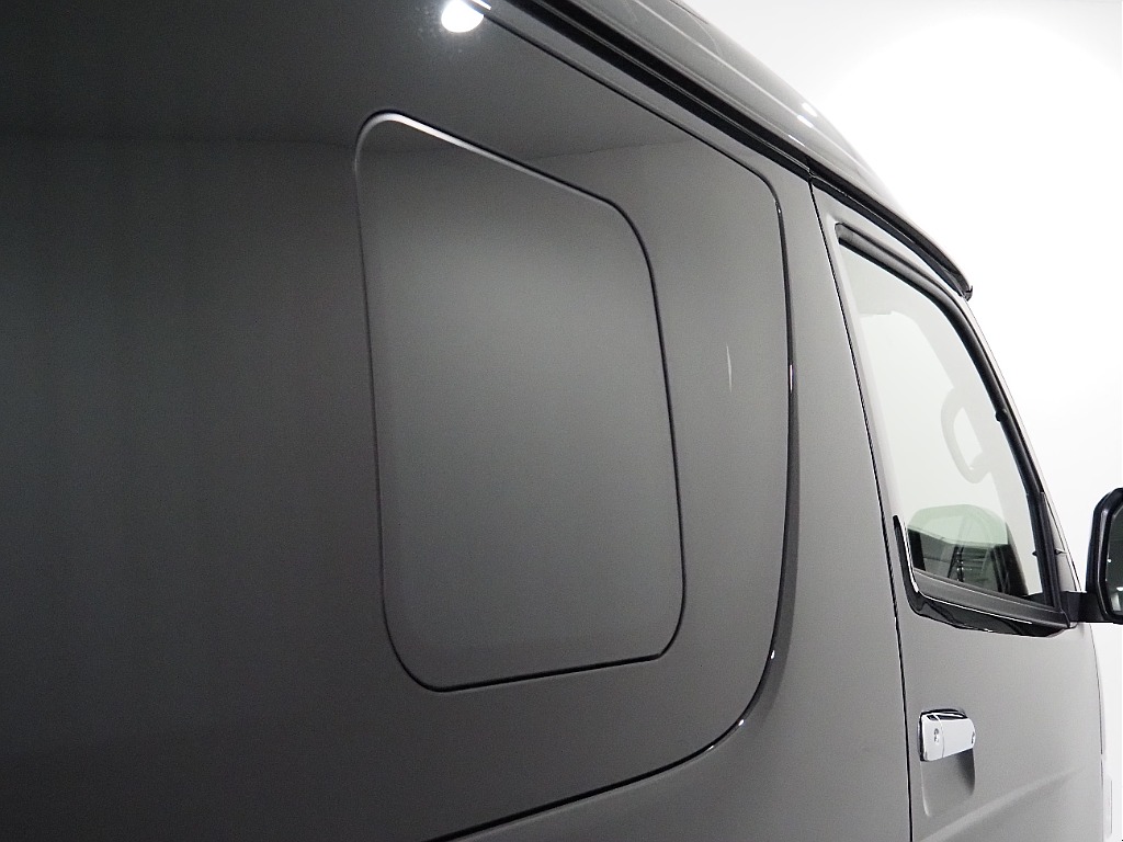 【新車/ハイエースワゴン/キャンピングORCA/2WD】茶木目内装♪【全国納車可能】