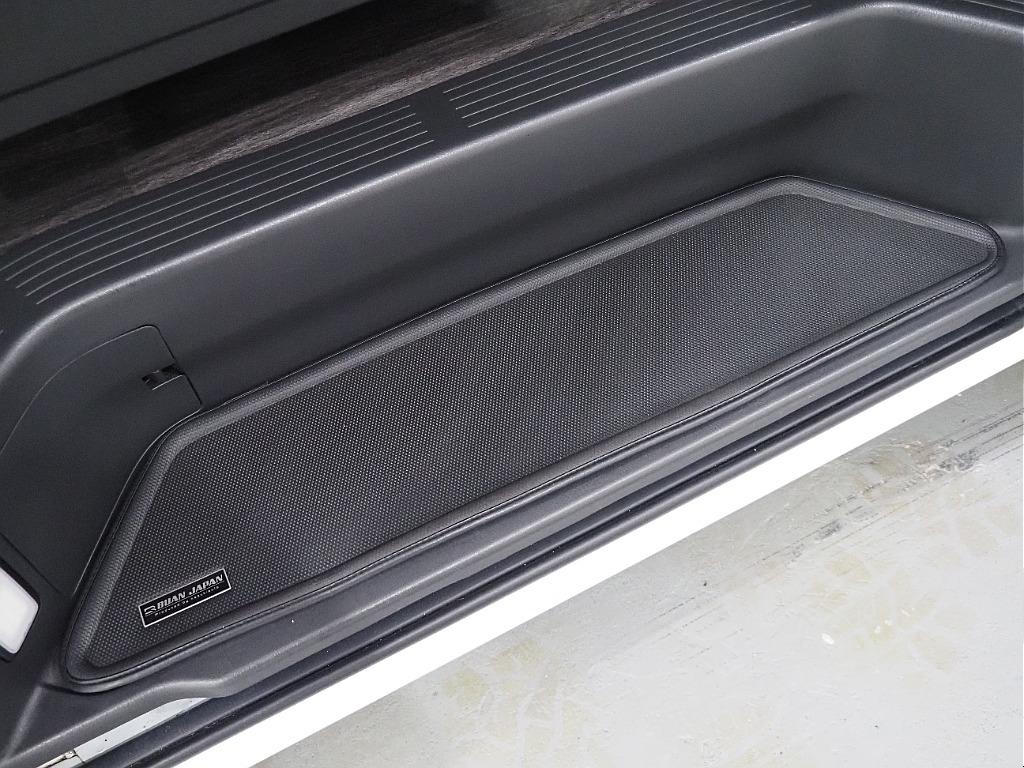 【R4年式/ハイエースワゴンGL/2WD/フルフラットVer5】嬉しい内容の揃った1台が入庫♪【全国納車可能】