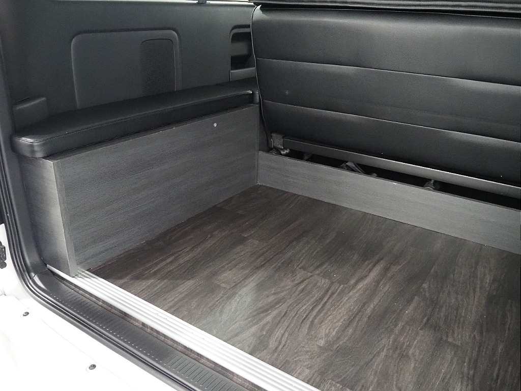 【R4年式/ハイエースワゴンGL/2WD/フルフラットVer5】嬉しい内容の揃った1台が入庫♪【全国納車可能】