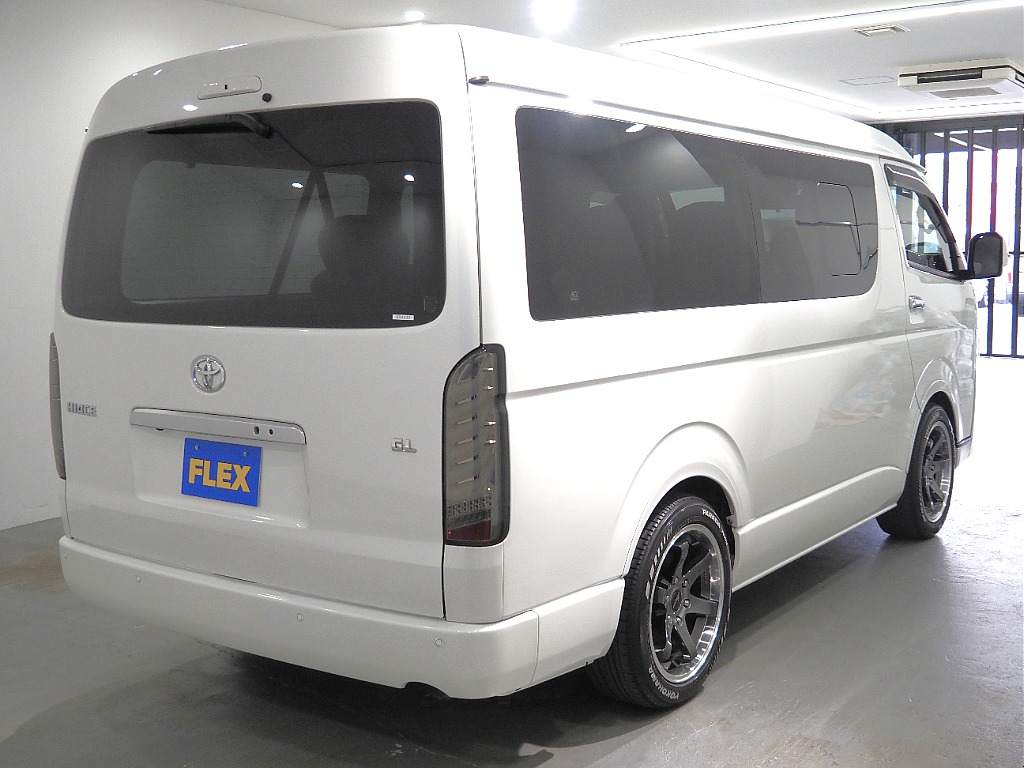 【R4年式/ハイエースワゴンGL/2WD/フルフラットVer5】嬉しい内容の揃った1台が入庫♪【全国納車可能】
