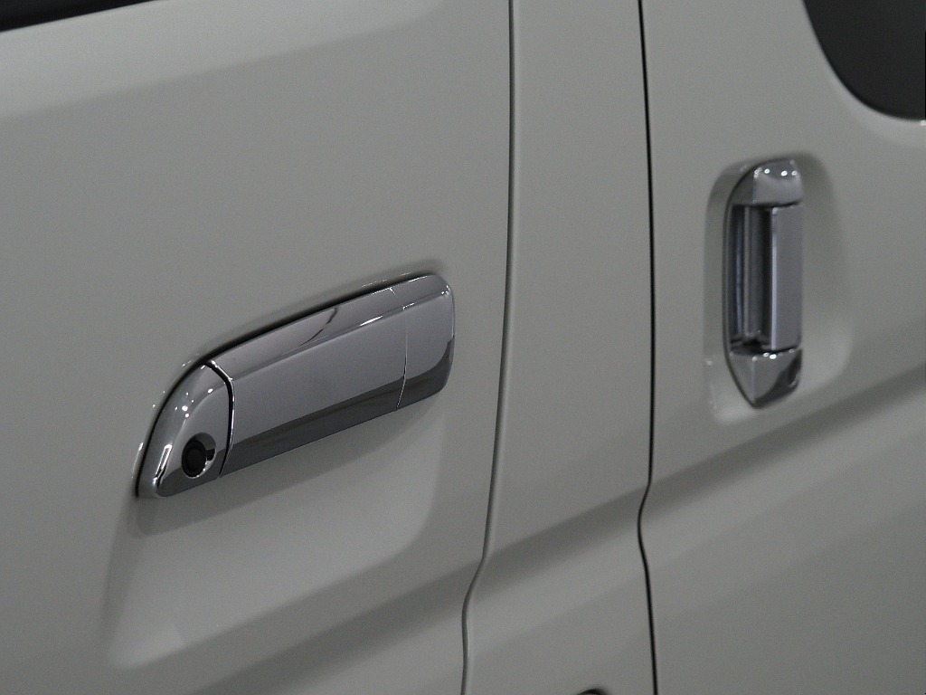 【R4年式/ハイエースワゴンGL/2WD/フルフラットVer5】嬉しい内容の揃った1台が入庫♪【全国納車可能】