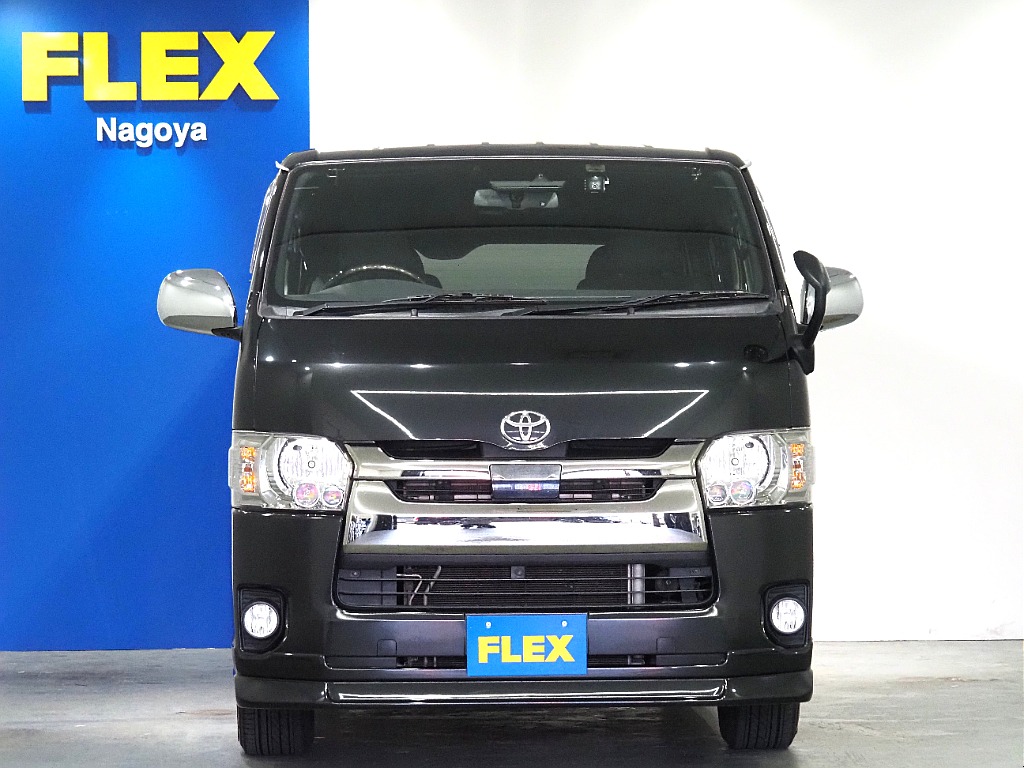トヨタ ハイエースバン(2枚目)