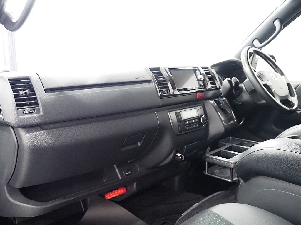 トヨタ ハイエースバン(21枚目)