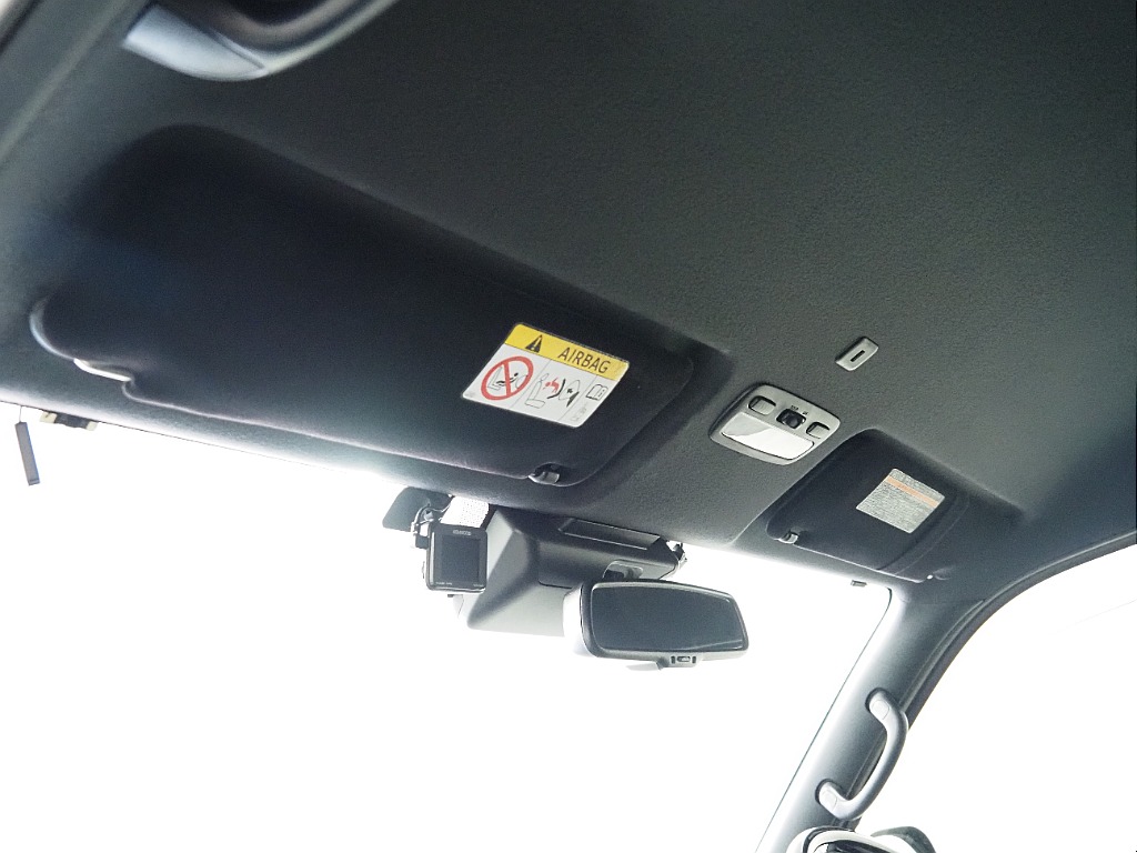 トヨタ ハイエースバン(25枚目)