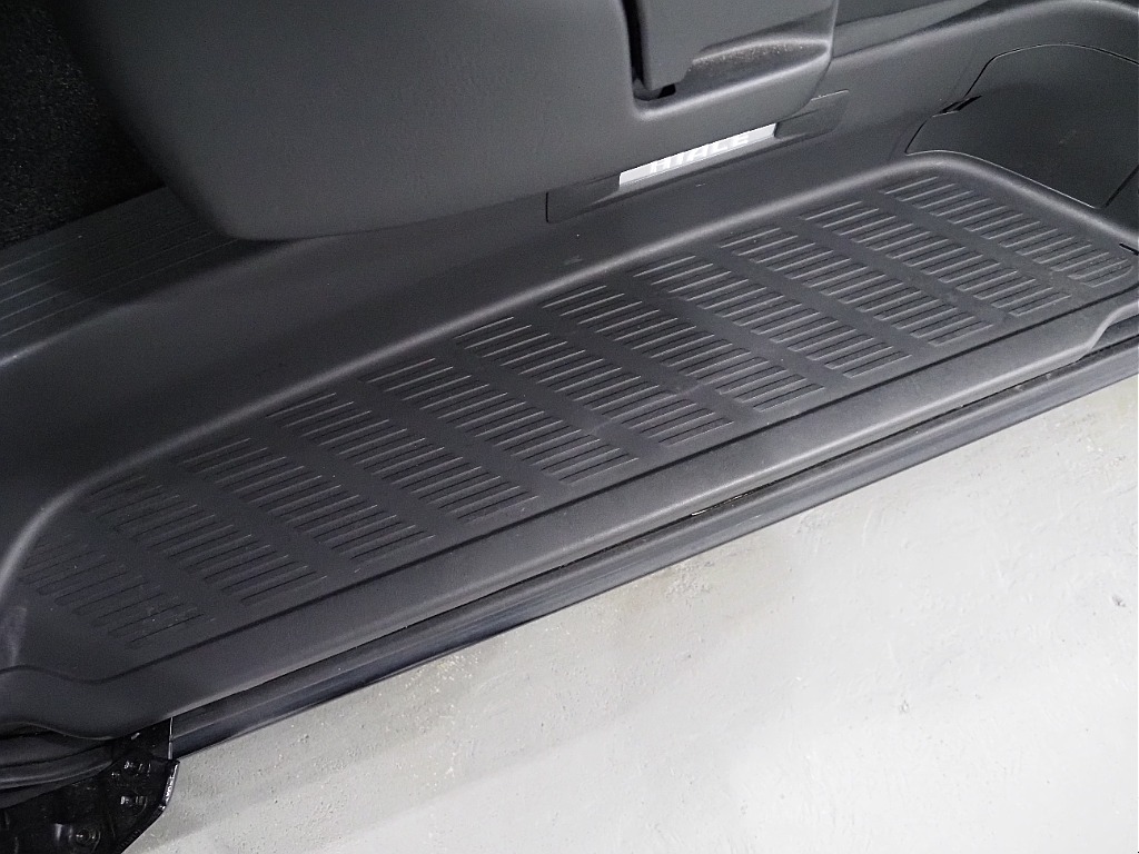 トヨタ ハイエースバン(33枚目)