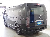 トヨタ ハイエースバン(5枚目)