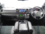 トヨタ ハイエースバン(9枚目)
