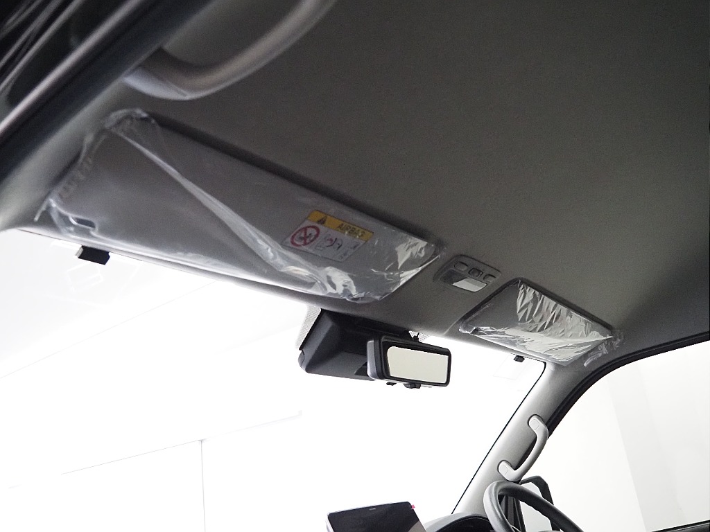 【新車/ワゴンGL/4WD/フルフラットアレンジNEWAS】脱着可能なテーブルにフローリング施工♪【全国納車可能】