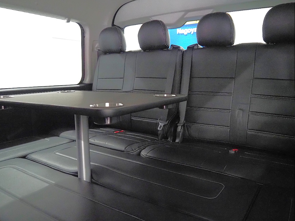 【新車/ワゴンGL/4WD/フルフラットアレンジNEWAS】脱着可能なテーブルにフローリング施工♪【全国納車可能】