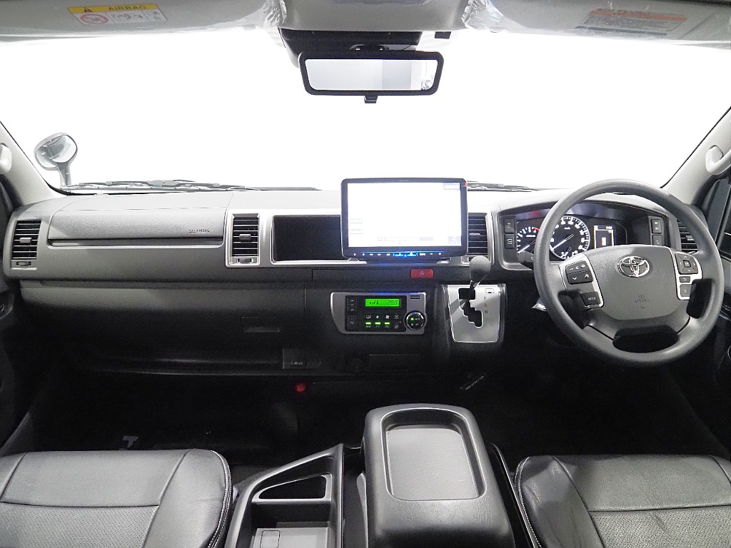 【新車/ワゴンGL/4WD/フルフラットアレンジNEWAS】脱着可能なテーブルにフローリング施工♪【全国納車可能】