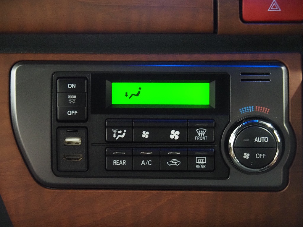 【Renoca CoastLines/DARKPRIMEⅡディーゼル2WD】アンヴィルグレーペイント♪内外装オリジナルパーツ盛沢山！！