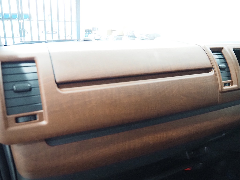 【Renoca CoastLines/DARKPRIMEⅡディーゼル2WD】アンヴィルグレーペイント♪内外装オリジナルパーツ盛沢山！！