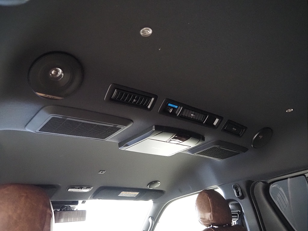 【Renoca CoastLines/DARKPRIMEⅡディーゼル2WD】アンヴィルグレーペイント♪内外装オリジナルパーツ盛沢山！！