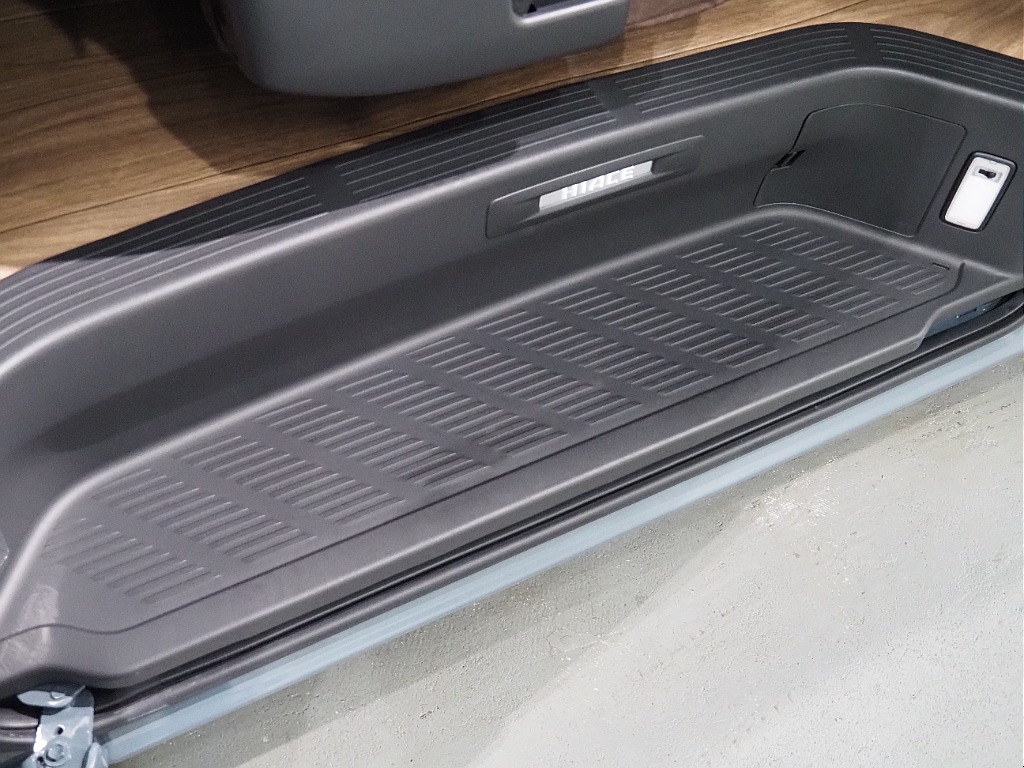 【Renoca CoastLines/DARKPRIMEⅡディーゼル2WD】アンヴィルグレーペイント♪内外装オリジナルパーツ盛沢山！！