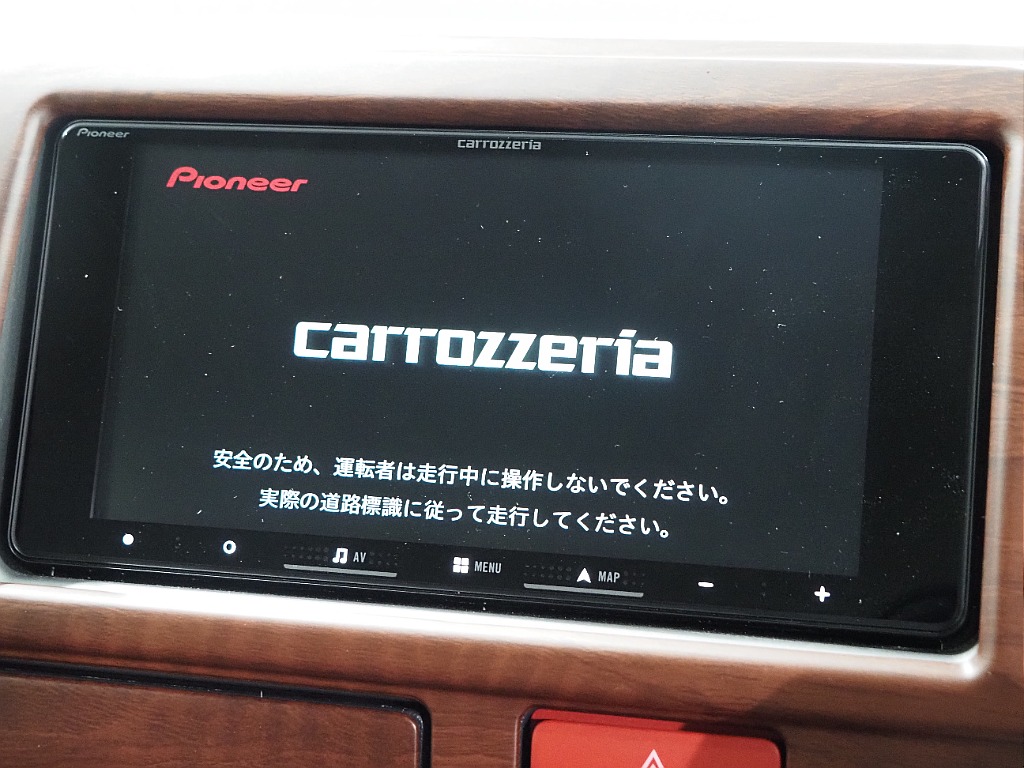 【Renoca　CoastLines/R6年式/ハイエースバン/ガソリン2WD】大人気角目4灯をLEDにて贅沢インストール♪【全国納車可能】