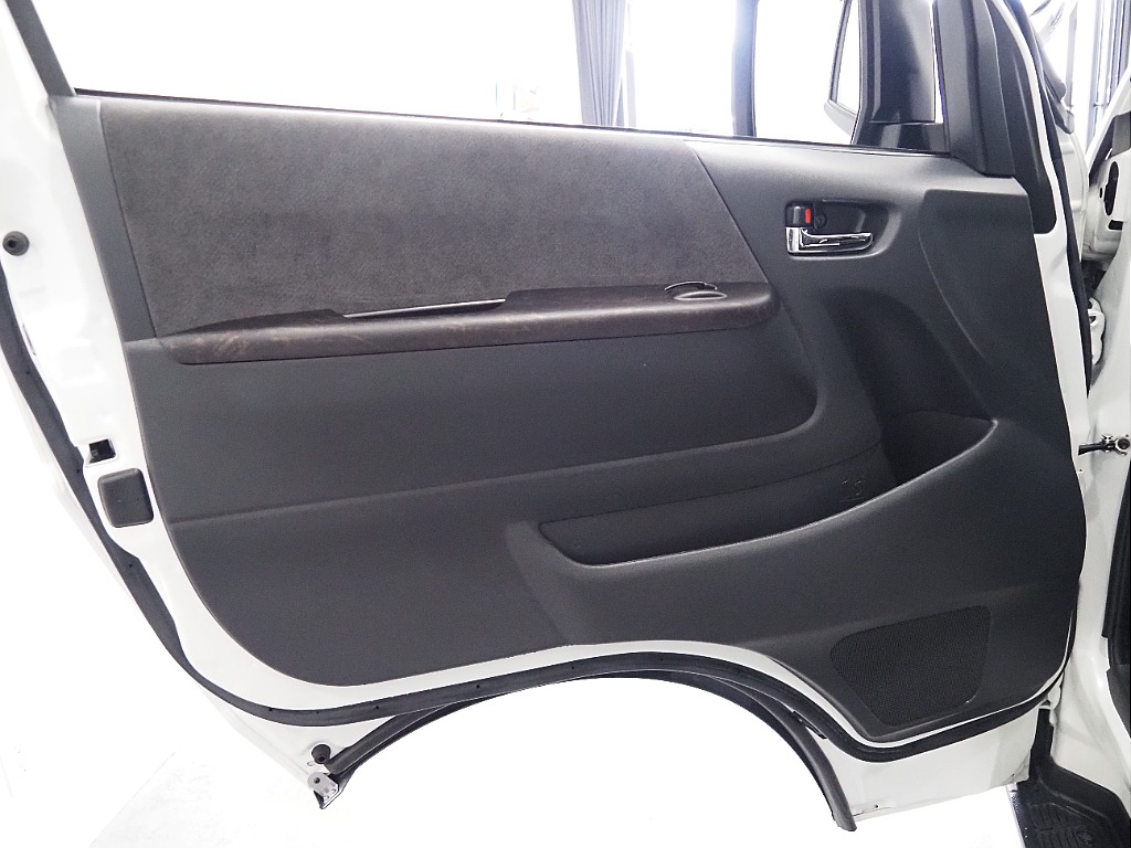 【超希少/ファインテックツアラー/2.7L2WD/キャプテンシート】全国探しても見つからない本物の希少車！【全国納車可能】