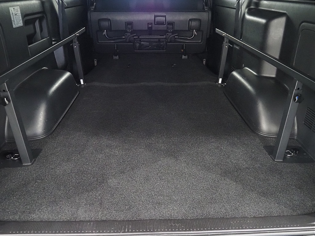 【Ｒ3年式/ハイエースバン/ディーゼル4ＷＤ/両側小窓付き】新品ホイール＆タイヤ付♪【全国納車可能】