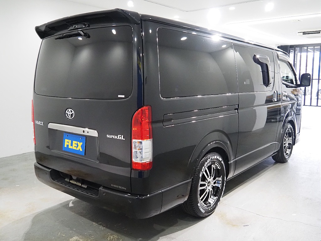 【Ｒ3年式/ハイエースバン/ディーゼル4ＷＤ/両側小窓付き】新品ホイール＆タイヤ付♪【全国納車可能】